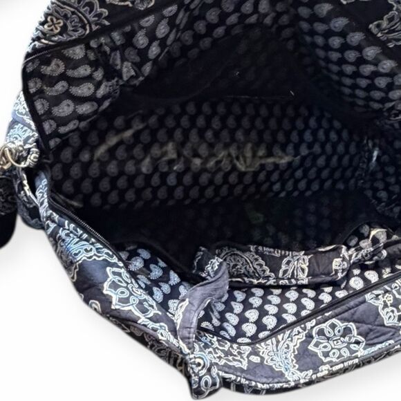 VERA BRADLEY Women’s Blue & White Collegiate Penn State “Blue Bandana” Quilted S - Picture 5 of 9